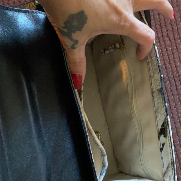 Handbag - Picture 5 of 7